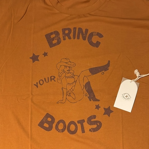 Jackson Rowe Bring Your Boots Band Tee NWT - Picture 2 of 4